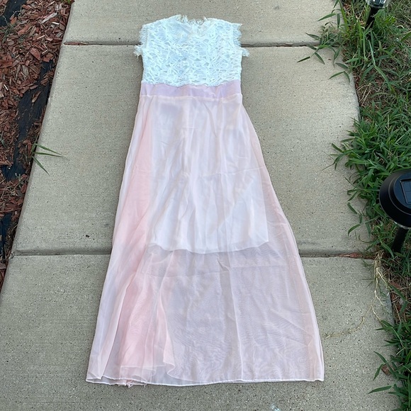 Dresses & Skirts - long pink flowy dress